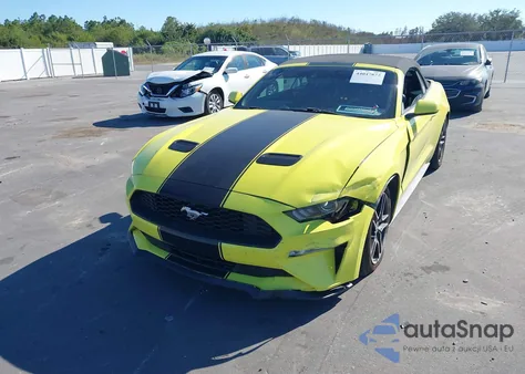 2021 Ford Mustang Ecoboost Premium z USA, uszkodzony, nr VIN 1FATP8UH6M5100934